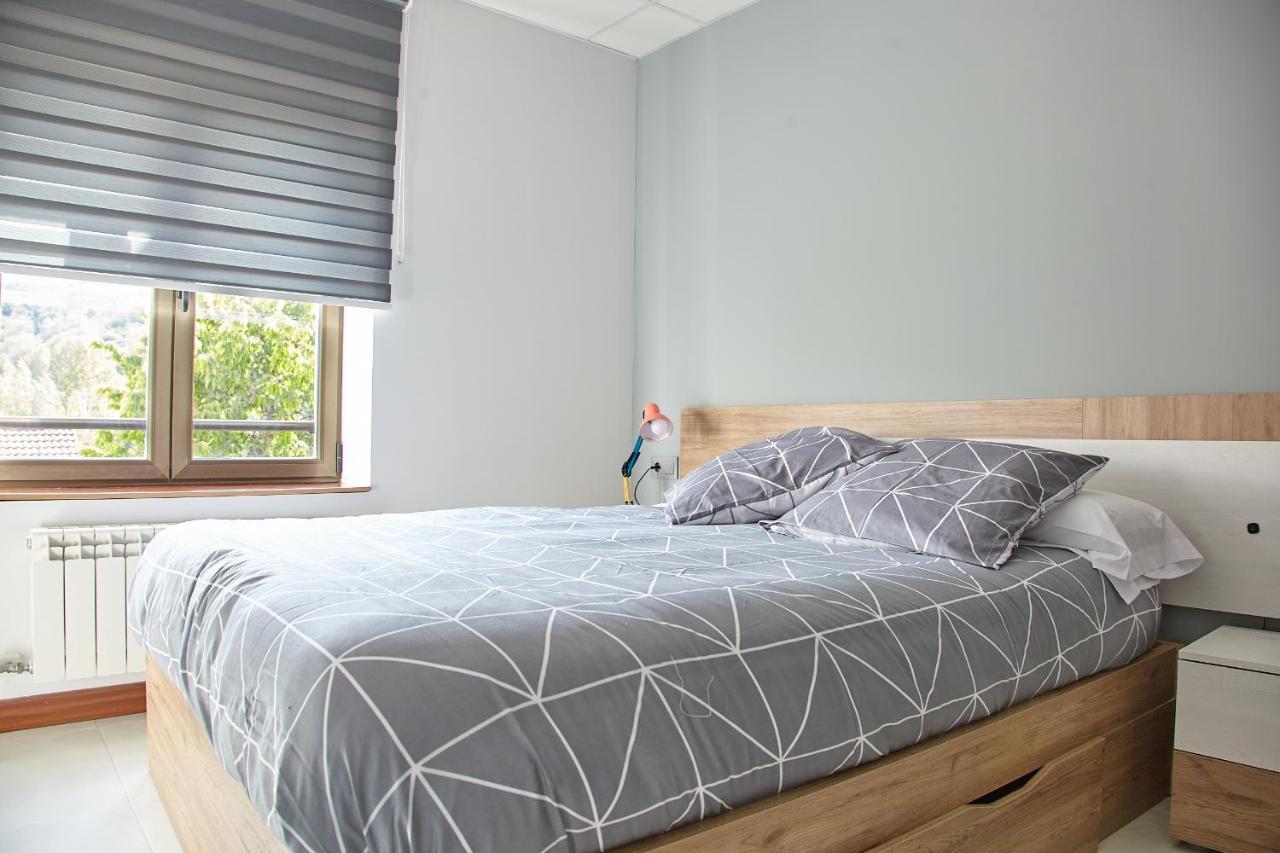 Hostal Fontanan La Pola de Gordon Kültér fotó